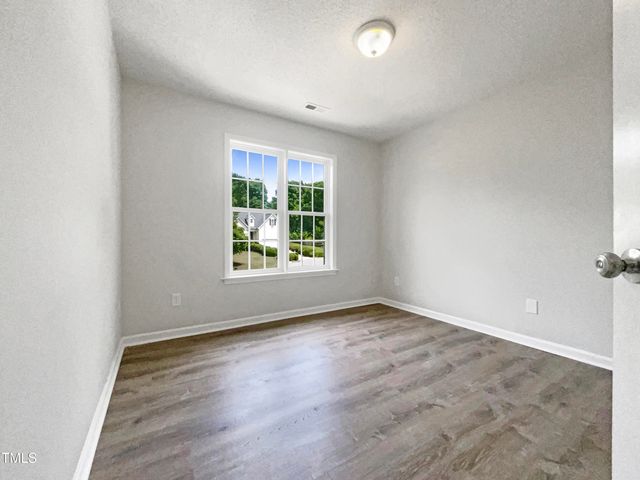 517 Hidden Cellars Drive, Holly Springs, NC 27540