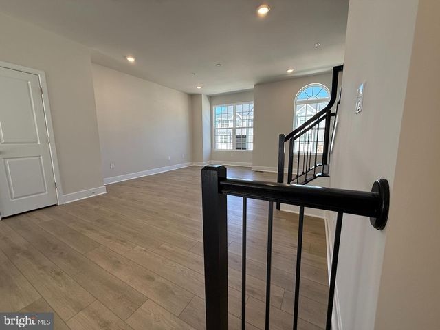 7815 BARRENSDALE RD, Windsor Mill, MD 21244