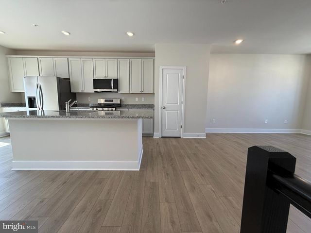 7815 BARRENSDALE RD, Windsor Mill, MD 21244
