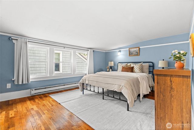 631 N Steele Street, Tacoma, WA 98406