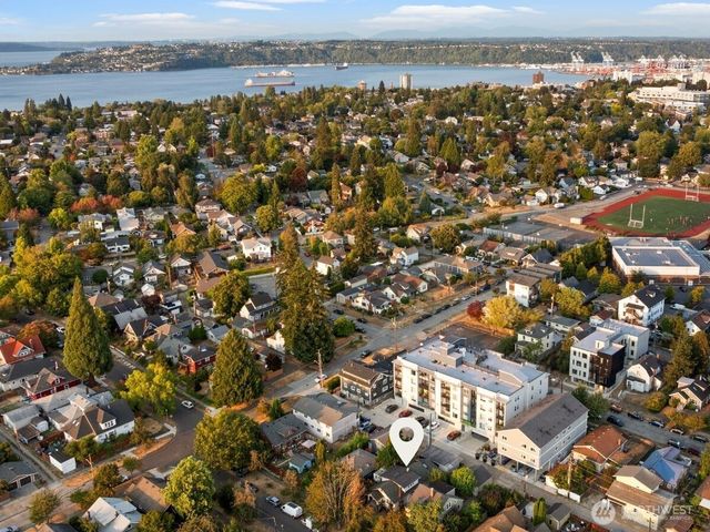 631 N Steele Street, Tacoma, WA 98406