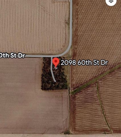 2098 60th Street Drive, Vinton, IA 52349
