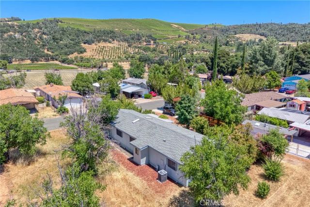 13937 Chestnut Lane, Clearlake Oaks, CA 95423