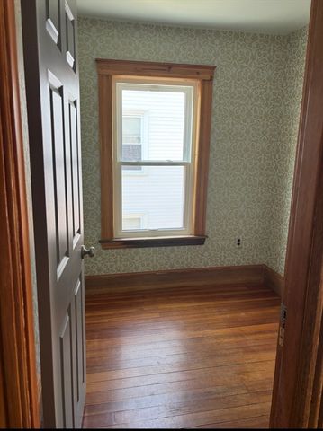 13 Moulton St, Lynn, MA 01905