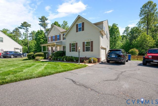 5106 Timsbury Pointe Dr, Chesterfield, VA 23831