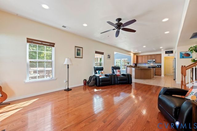 5106 Timsbury Pointe Dr, Chesterfield, VA 23831