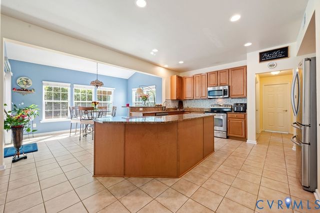 5106 Timsbury Pointe Dr, Chesterfield, VA 23831