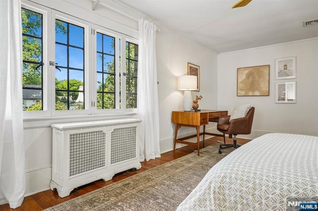 136 Summit Avenue, Montclair, NJ 07043