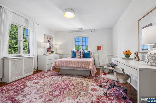 136 Summit Avenue, Montclair, NJ 07043