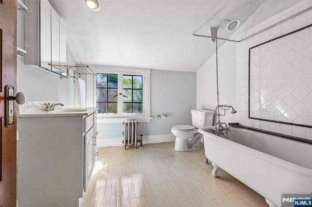 136 Summit Avenue, Montclair, NJ 07043
