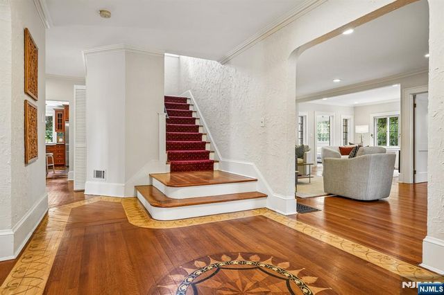 136 Summit Avenue, Montclair, NJ 07043