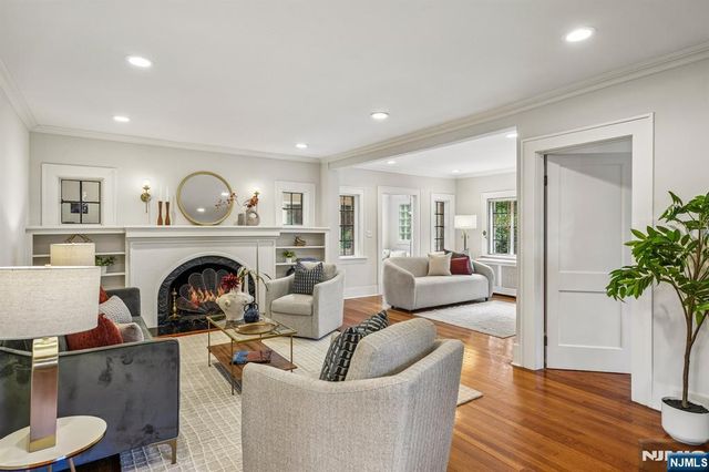 136 Summit Avenue, Montclair, NJ 07043