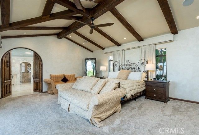 330 Kempton Road, Glendale, CA 91202