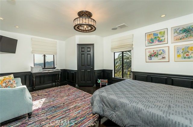 330 Kempton Road, Glendale, CA 91202