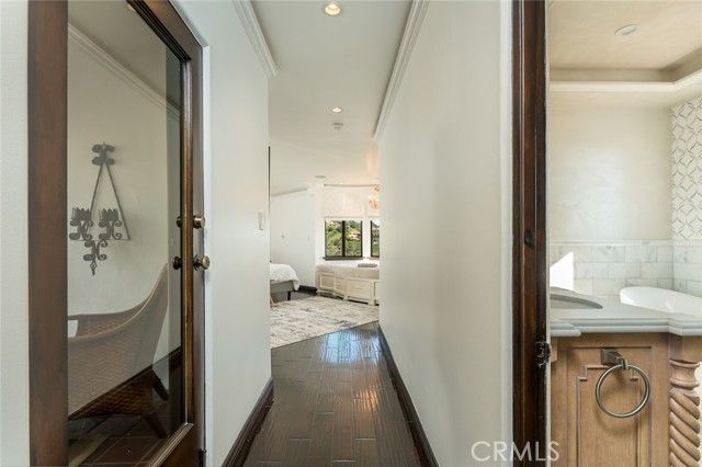 330 Kempton Road, Glendale, CA 91202