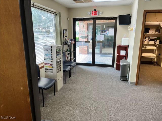 2056 Portage Road 6, Wooster, OH 44691