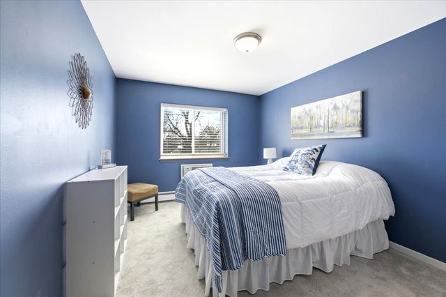 1311 S Finley Road 203, Lombard, IL 60148