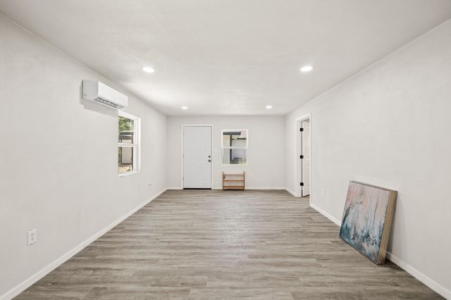 3214 Brea Crest Street B, Houston, TX 77093