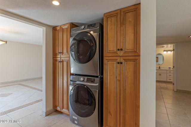 6123 E HARVARD Street, Scottsdale, AZ 85257