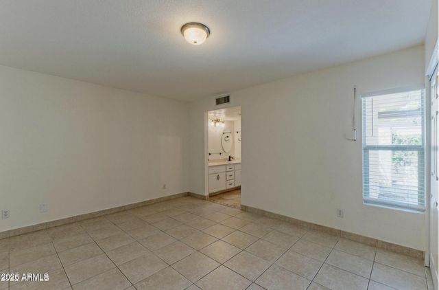 6123 E HARVARD Street, Scottsdale, AZ 85257