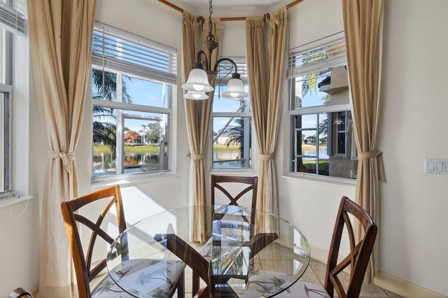 120 NW Willow Grove Avenue, Port St. Lucie, FL 34986