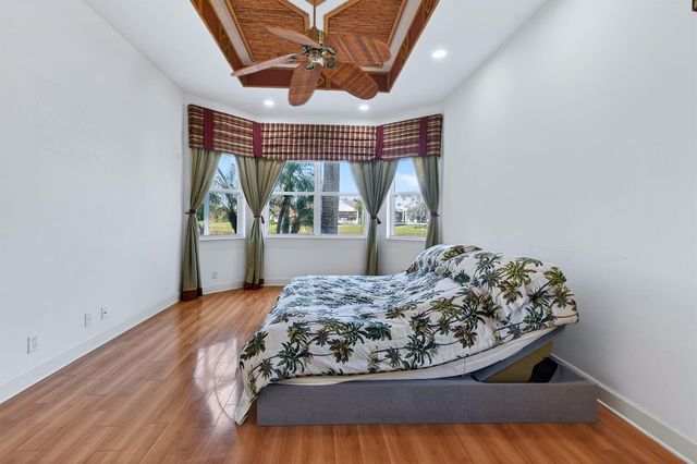 120 NW Willow Grove Avenue, Port St. Lucie, FL 34986