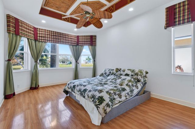 120 NW Willow Grove Avenue, Port St. Lucie, FL 34986