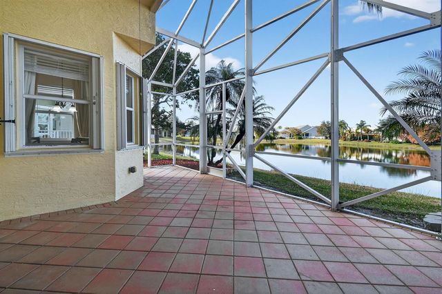 120 NW Willow Grove Avenue, Port St. Lucie, FL 34986