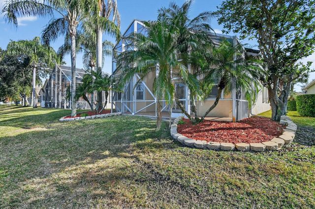 120 NW Willow Grove Avenue, Port St. Lucie, FL 34986