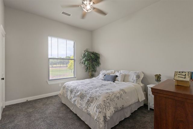 10078 Farmington Road, Van Alstyne, TX 75495
