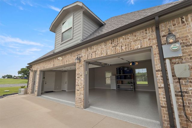 10078 Farmington Road, Van Alstyne, TX 75495