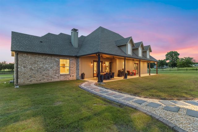 10078 Farmington Road, Van Alstyne, TX 75495