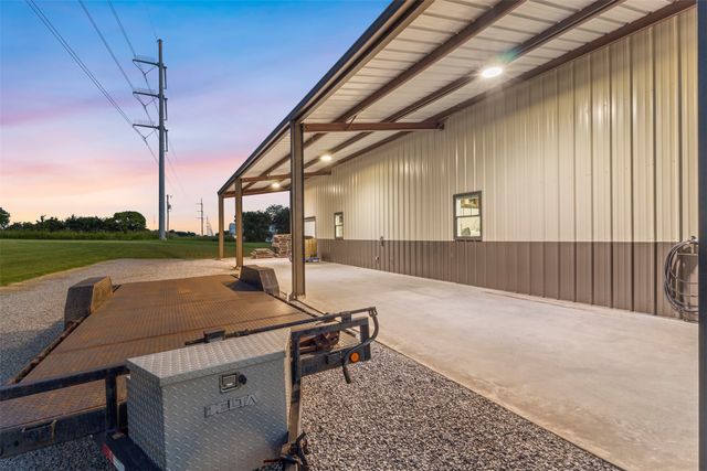 10078 Farmington Road, Van Alstyne, TX 75495