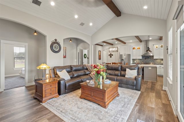 10078 Farmington Road, Van Alstyne, TX 75495