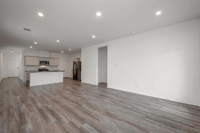 5619 Vintage Oakmont Drive, Spring, TX 77373