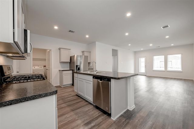 5619 Vintage Oakmont Drive, Spring, TX 77373