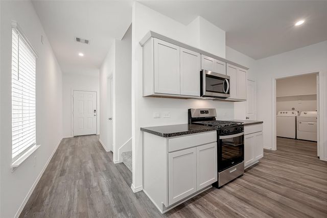 5619 Vintage Oakmont Drive, Spring, TX 77373