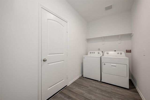 5619 Vintage Oakmont Drive, Spring, TX 77373