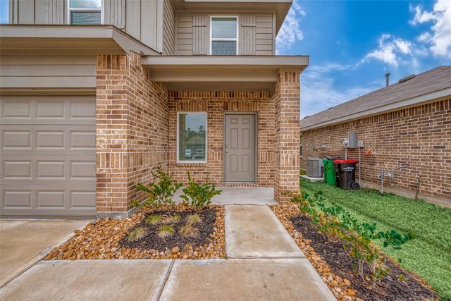 5619 Vintage Oakmont Drive, Spring, TX 77373