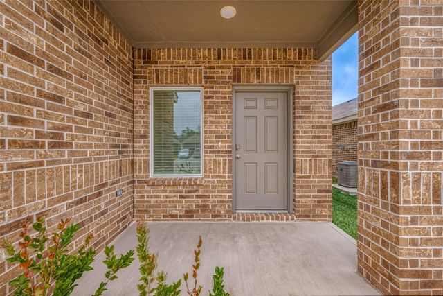 5619 Vintage Oakmont Drive, Spring, TX 77373