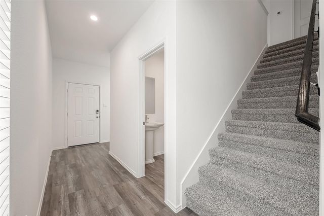 5619 Vintage Oakmont Drive, Spring, TX 77373