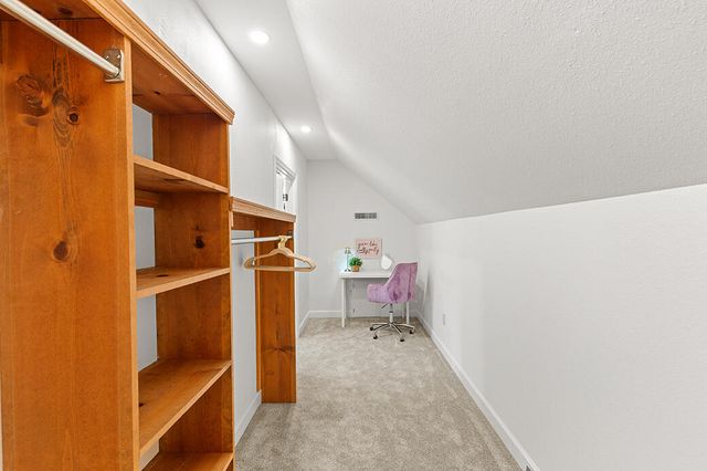 2340 S Nolting Avenue, Springfield, MO 65807