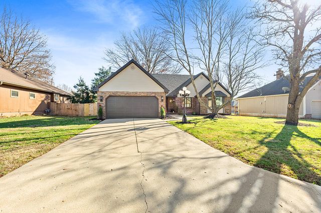 2340 S Nolting Avenue, Springfield, MO 65807