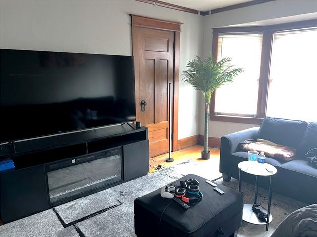 471 Brooks Avenue, Rochester, NY 14619