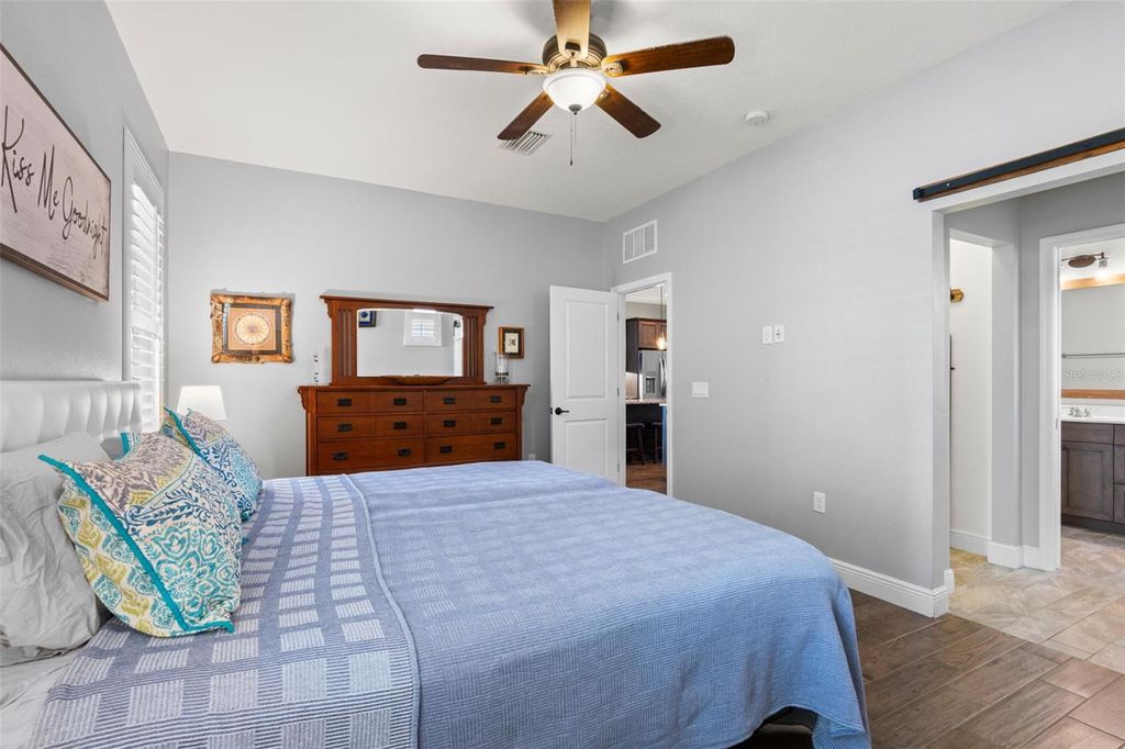 Image 20 of property listing at 3506 ALBRITTON STREET, New Port Richey, FL 34655