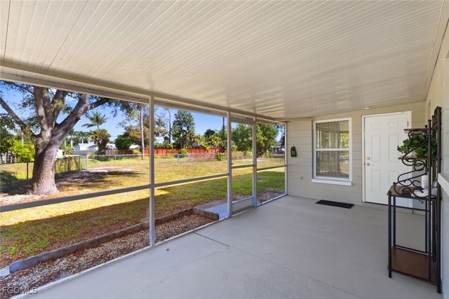 2307 Woodland BLVD, Fort Myers, FL 33907