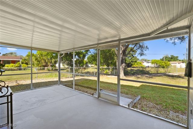 2307 Woodland BLVD, Fort Myers, FL 33907