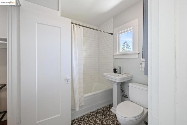 971 Santa Barbara Rd, Berkeley, CA 94707