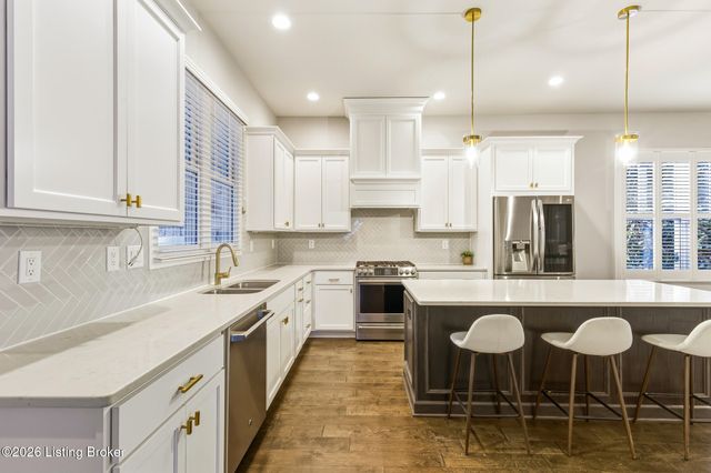 6425 Paintbrush Ln, Prospect, KY 40059