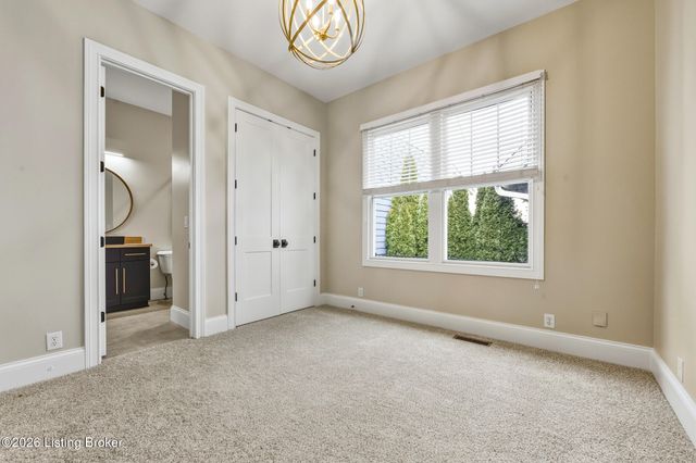 6425 Paintbrush Ln, Prospect, KY 40059